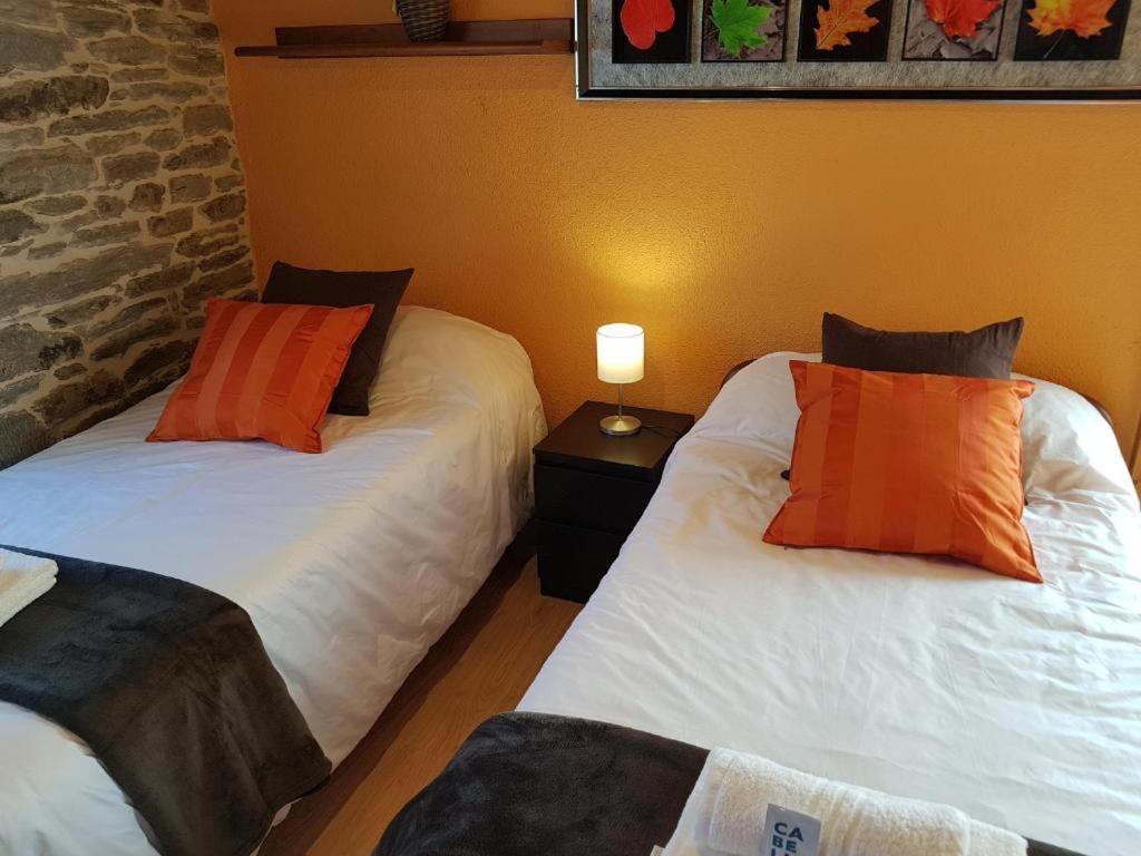 Aqua Rooms Sarria Bagian luar foto