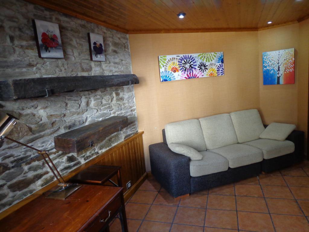 Aqua Rooms Sarria Bagian luar foto