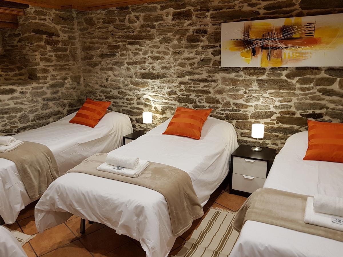 Aqua Rooms Sarria Bagian luar foto