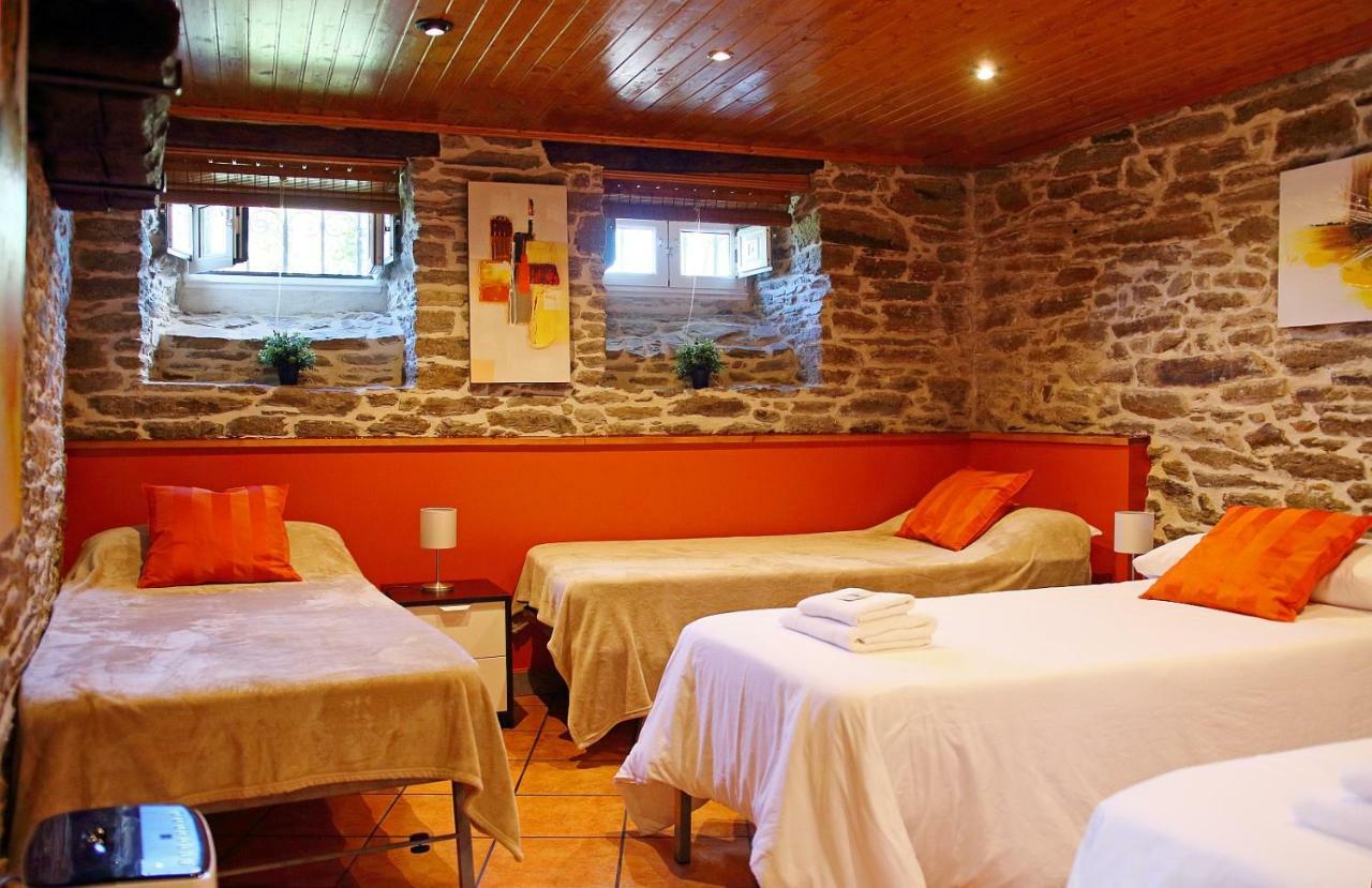 Aqua Rooms Sarria Bagian luar foto