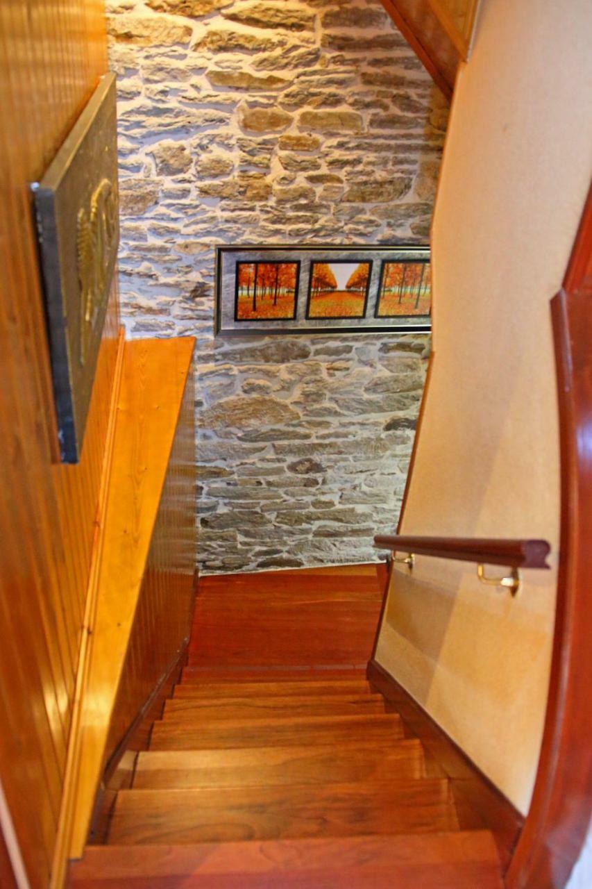 Aqua Rooms Sarria Bagian luar foto